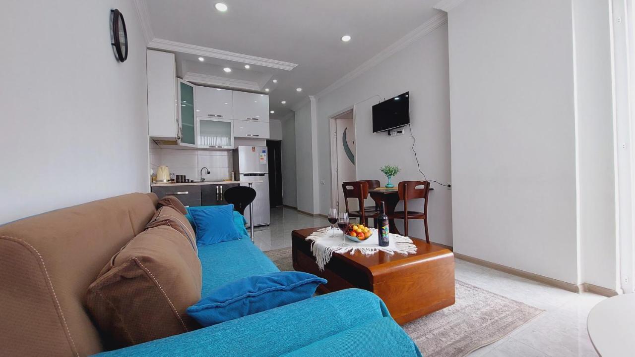 Irakli Sweet Home Batumi Zewnętrze zdjęcie
