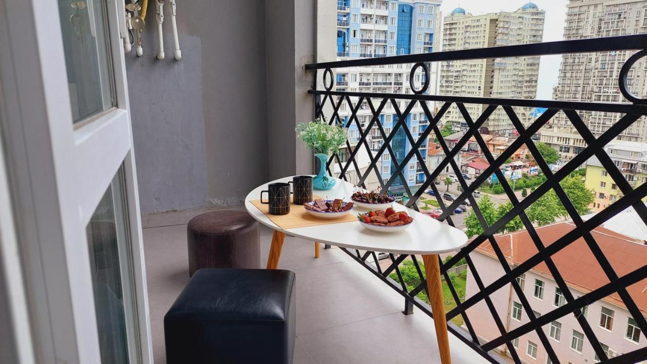 Irakli Sweet Home Batumi Zewnętrze zdjęcie